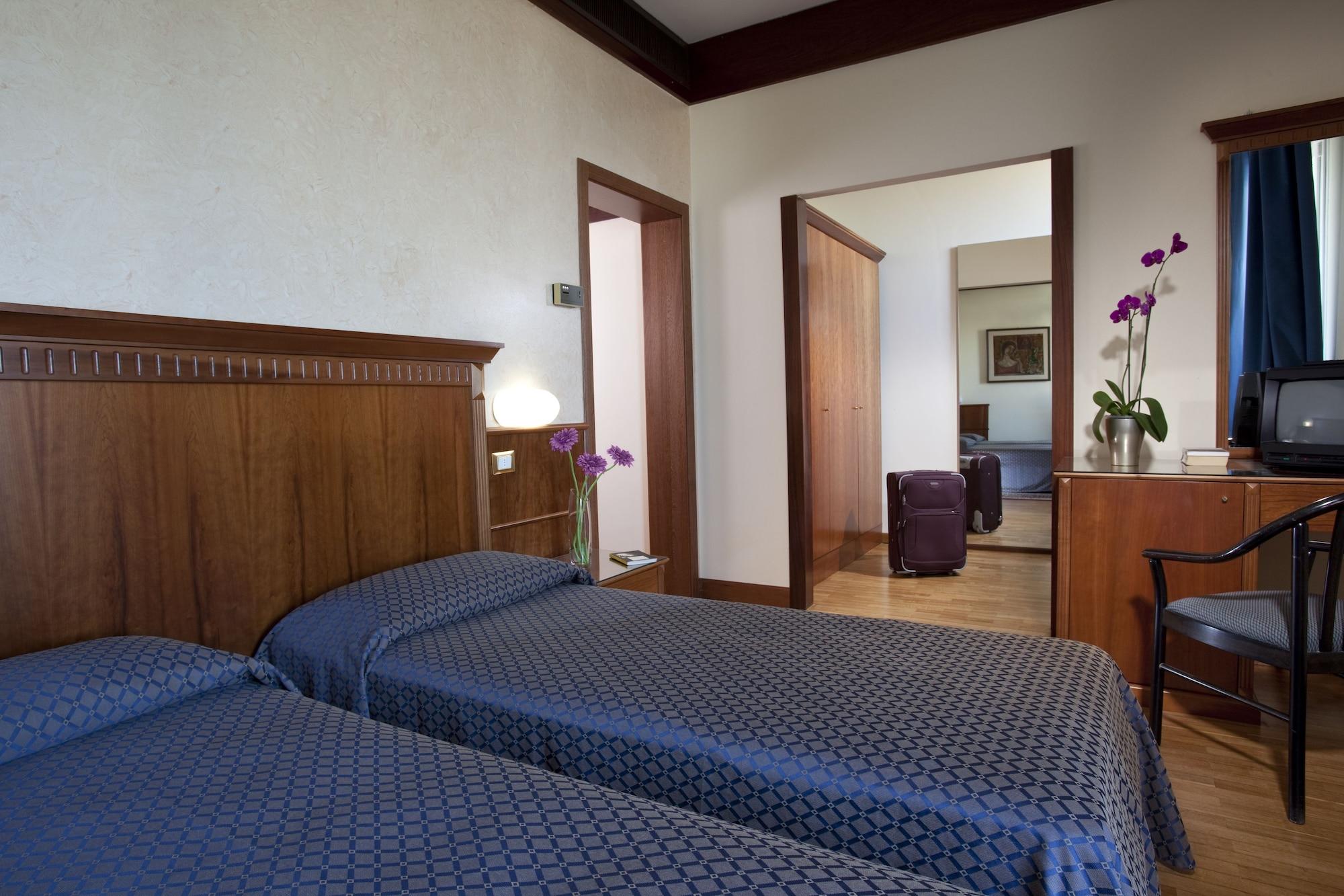 Hotel Bellevue Ρίμινι Εξωτερικό φωτογραφία