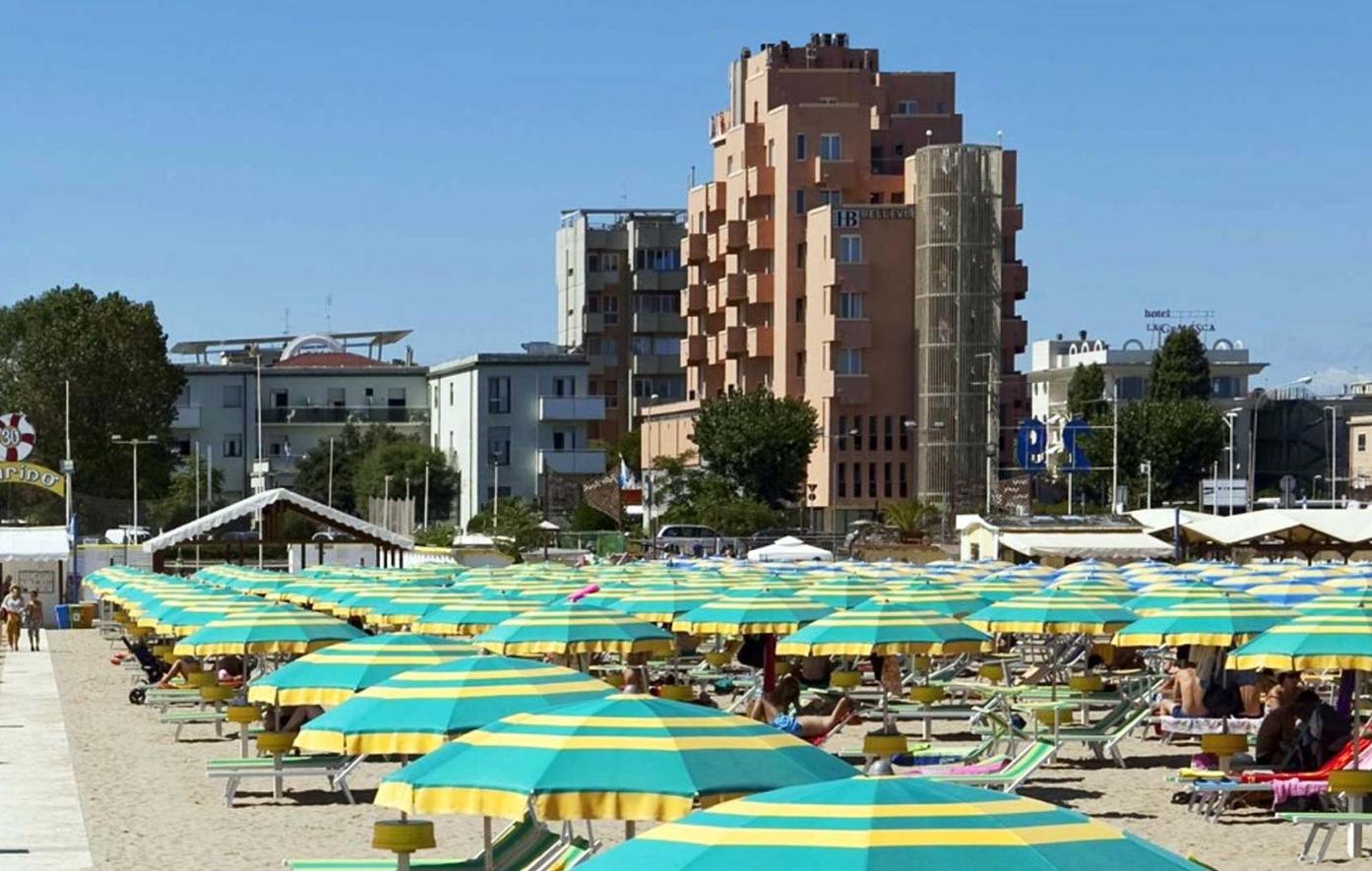 Hotel Bellevue Ρίμινι Εξωτερικό φωτογραφία