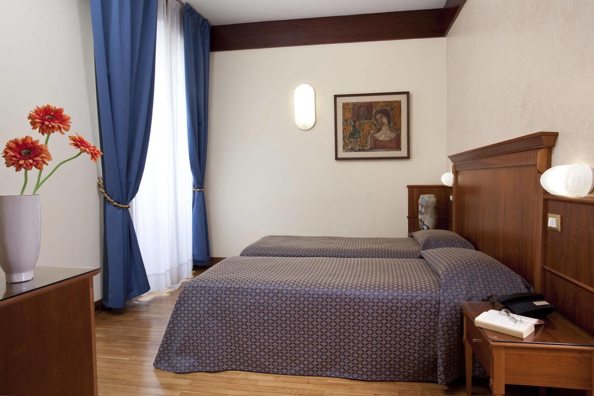 Hotel Bellevue Ρίμινι Εξωτερικό φωτογραφία